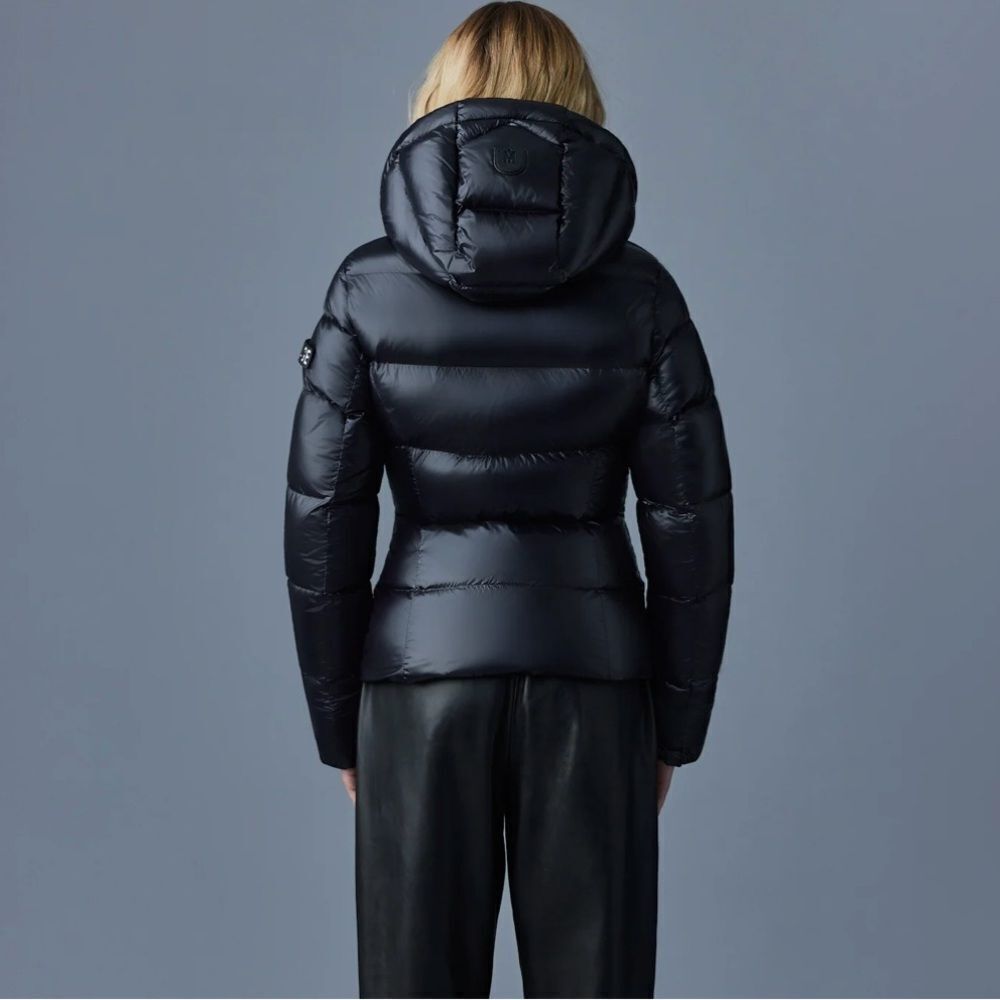 ♥️ Mackage
Madalyn Lustrous Light Down Jacket with Hood Large BLACK - Picture 14 of 16